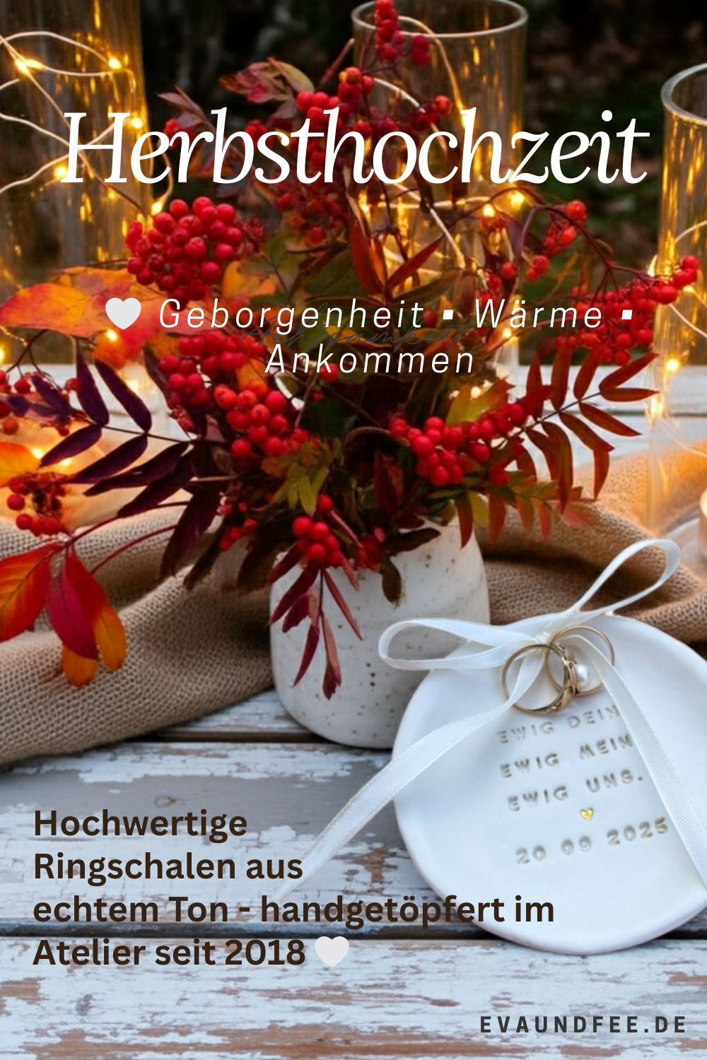 Goldglänzendes Ringschälchen aus echter Keramik – liebevoll handgemacht für Hochzeiten in der kalten Jahreszeit. Ideal für Boho-Bräute, Pinterest-Moodboards oder emotionale Rituale bei Herbstlaub und Kerzenschein.