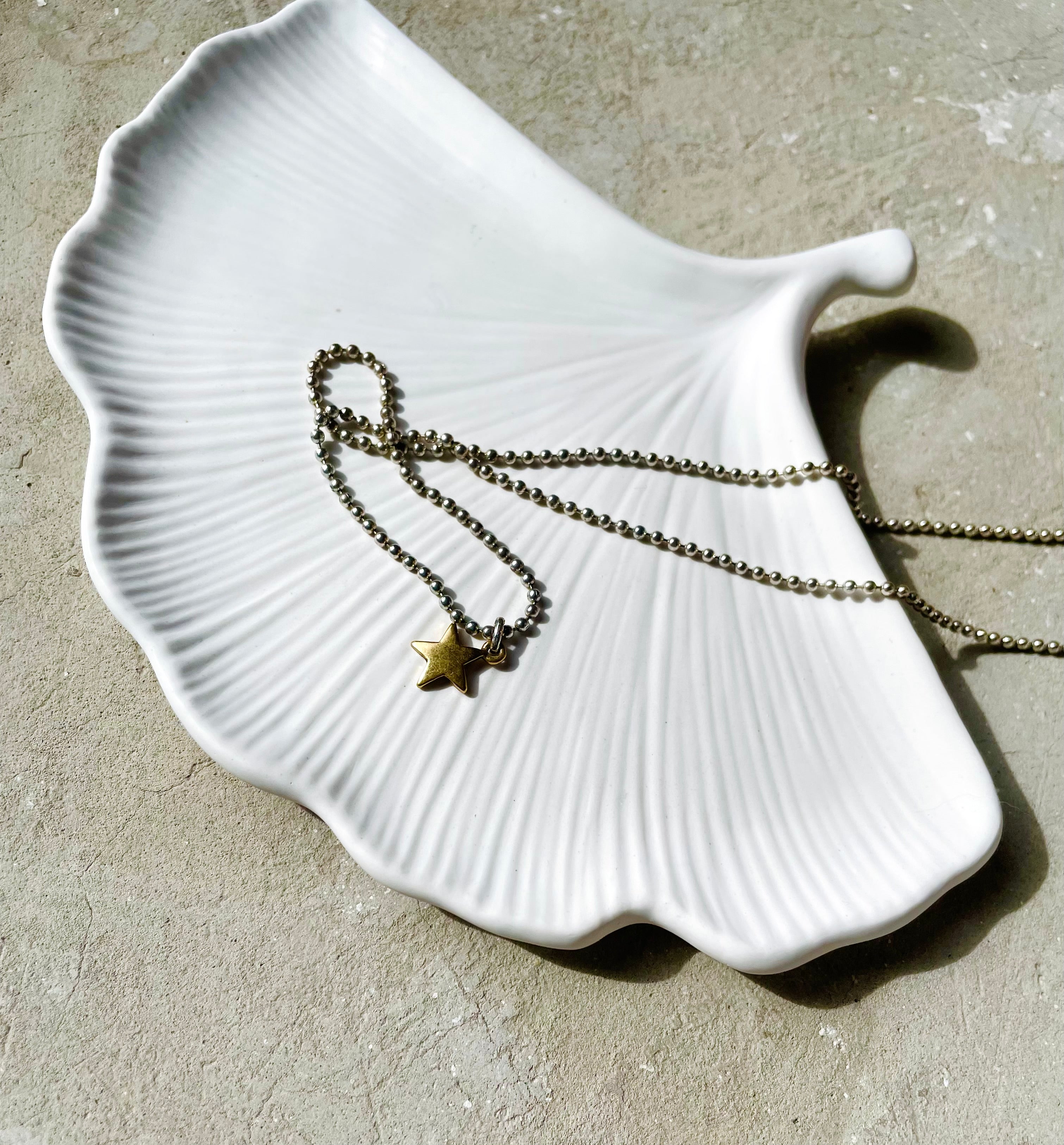 Schmuckschale BOOKLOVER Collection : Ginkgo Biloba – Große Literarische Keramikschale mit Goethe- Gedicht | book lover gift