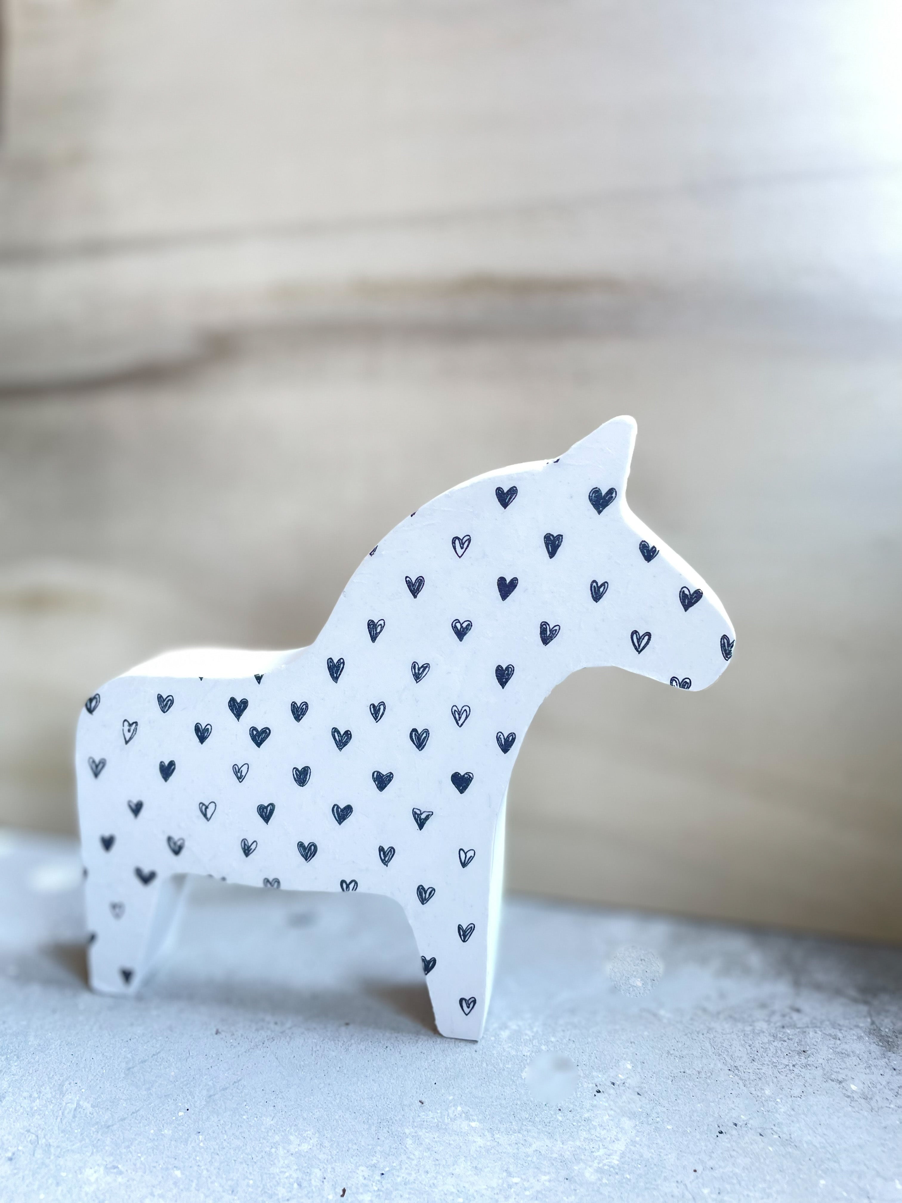 XXL Nordlicht mit ganz viel Herz (en) aus Keramik Pferd als Geschenk für Pferdeliebhaber | nordic home | handmade Dala | Skandi Deko