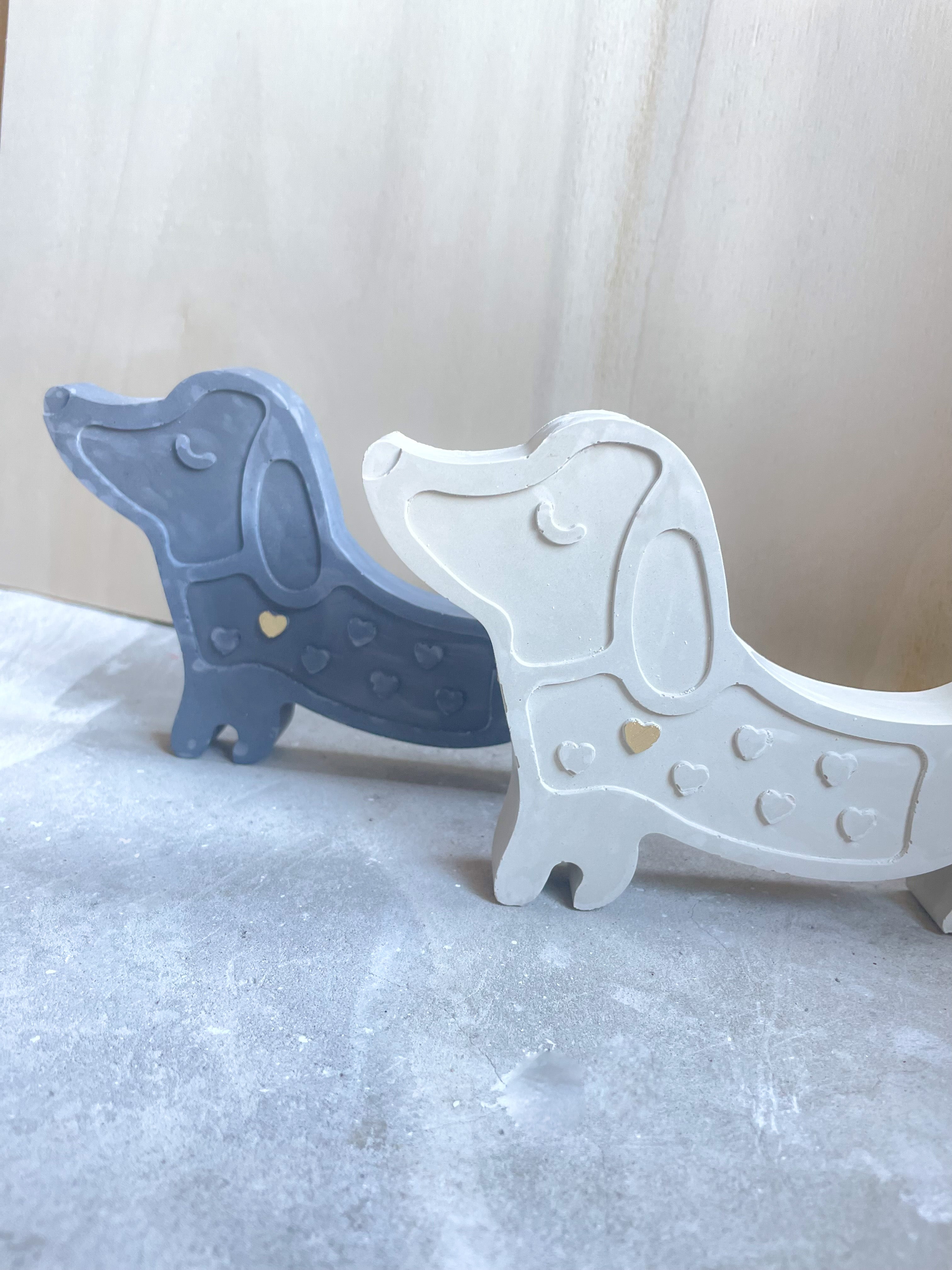 Dackel "Anton" aus Keramik in verschiedenen Farben | Figur für Hundeliebhaber | handgemachtes Geschenk für Hundemamas und Hundepapas| süßes Mitbringsel