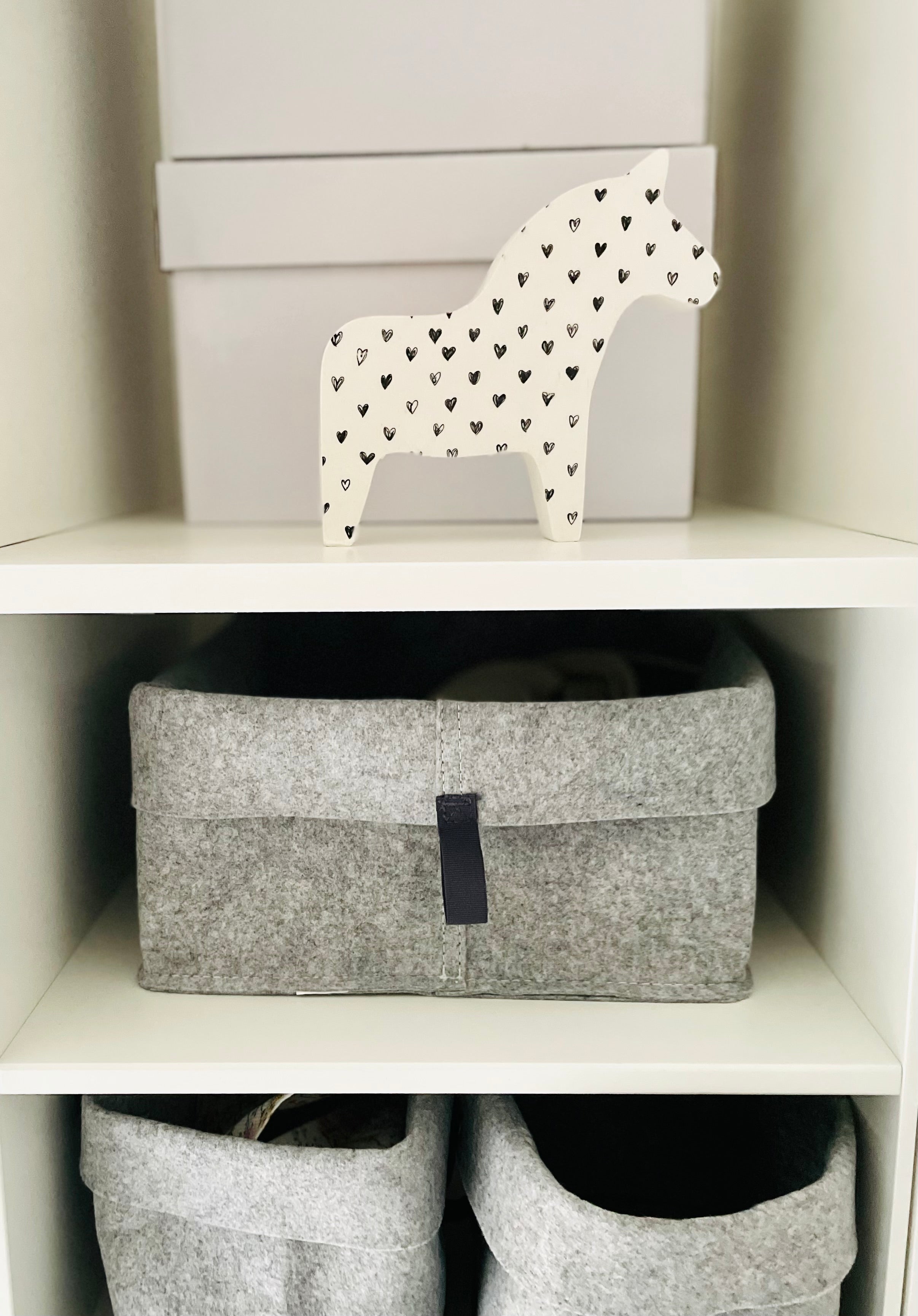 XXL Dala Pferd aus Keramik mit Schriftzug (Einzelstück) | Skandi Geschenkidee für Lieblingsmenschen | Deko für Zuhause, Kinderzimmer und Pferdefreunde