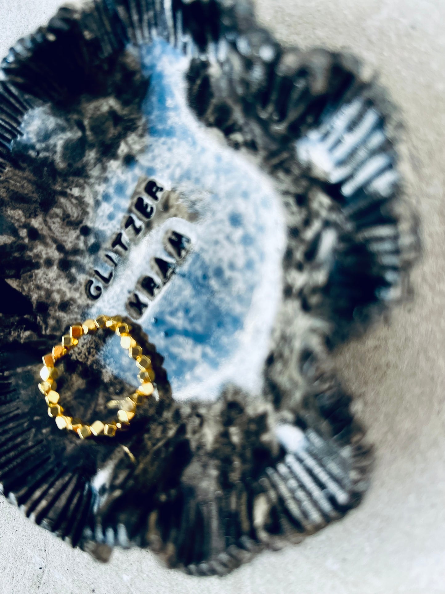 BARE | goldfarbener Hämatit Ring