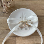 Hochzeits-Ringschale Boho, Keramik, naturfarben, passend zum Pinterest Moodboard, personalisiert, echt, natürlich und nachhaltig produziert