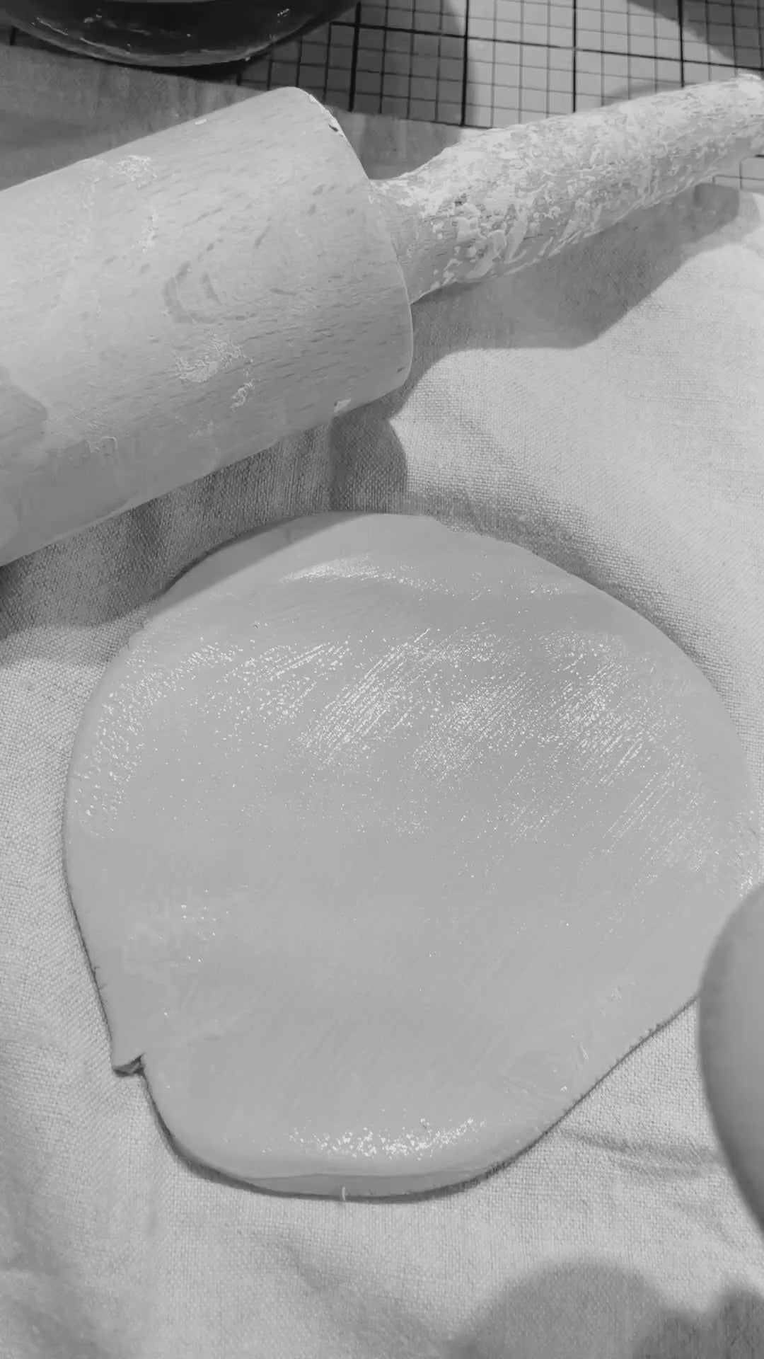 Boho- Ringschale mit Initialen, Datum & zartem Zweig | individuell personalisiert und handgetöpfert